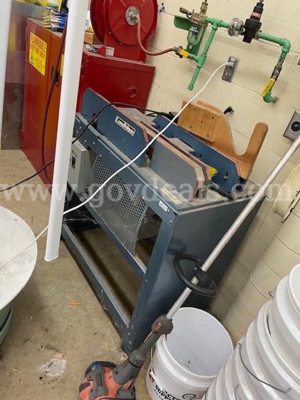 Lundblom Vertical Cut Wood Shaper