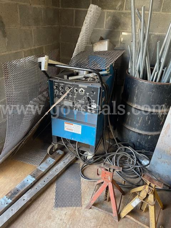 Miller Syncrowave 250 Welder