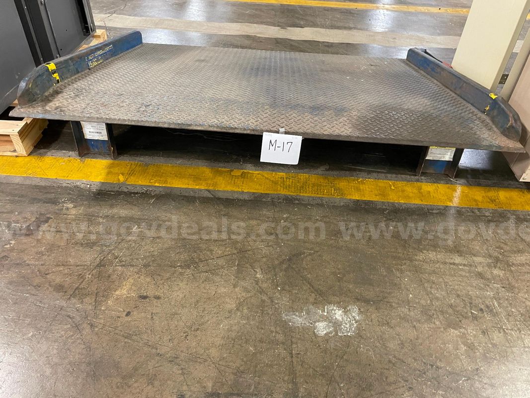 Vestil Manufacturing Portable Dock Plate, Model TS-15-7260