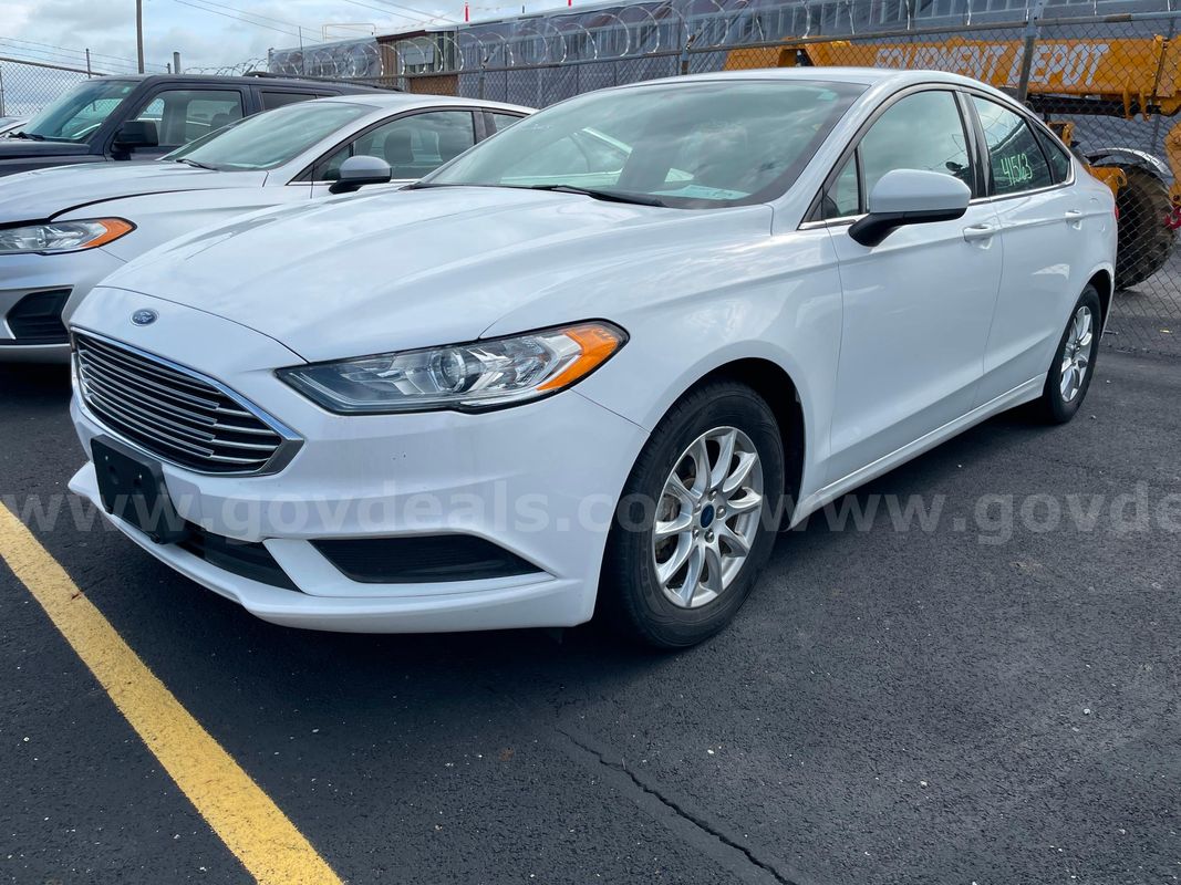 2017 Ford Fusion SEDAN 4-DR, 2.5L L4