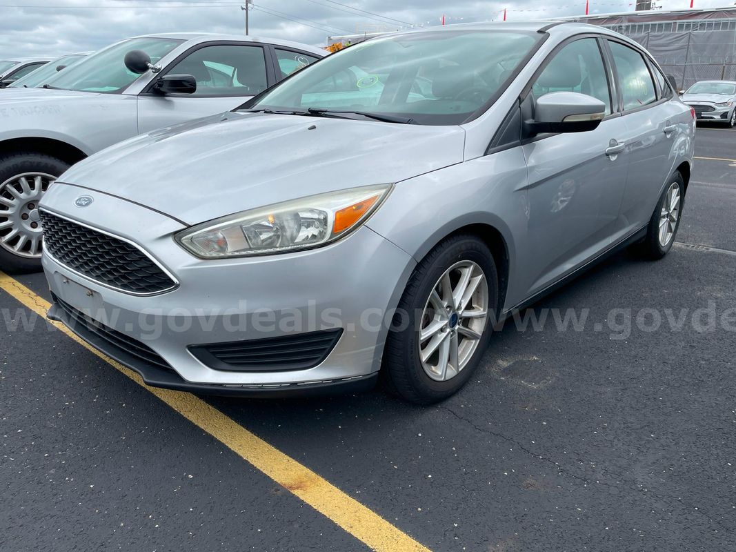 2016 Ford Focus SE SEDAN 4-DR, 2.0L L4