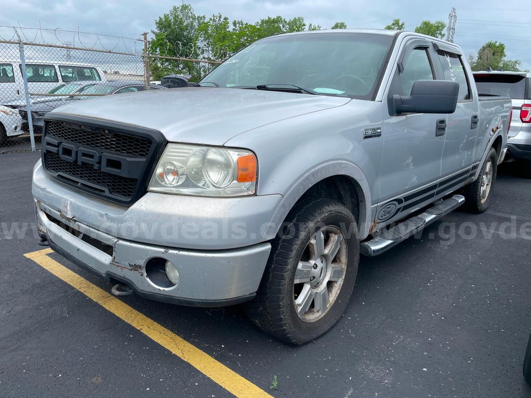 2008 Ford F-150 XL 4WD CREW CAB PICKUP 4-DR, 5.4L V8