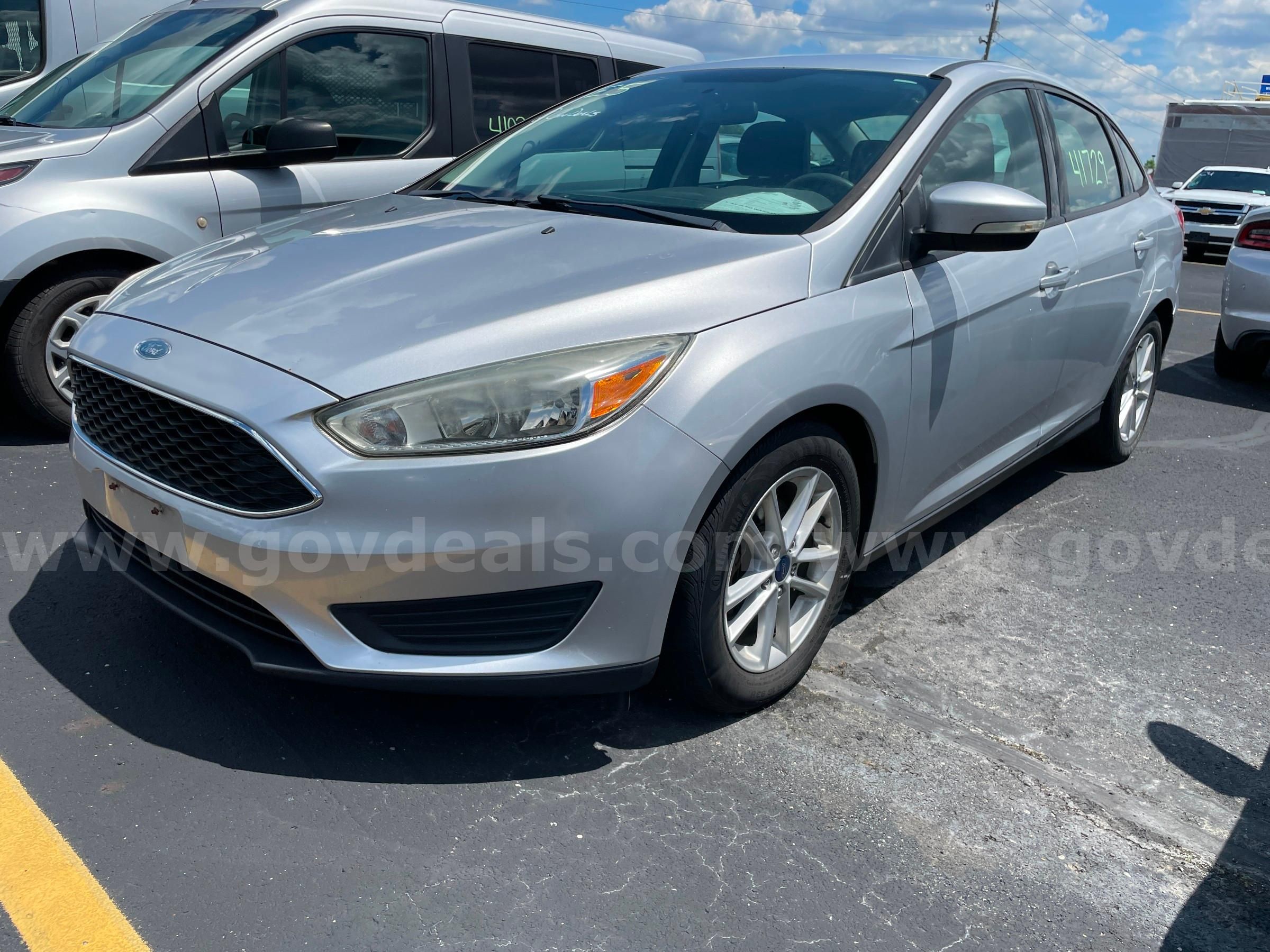 2016 Ford Focus SE SEDAN 4-DR, 2.0L L4 *UNDER 60K MILES!!