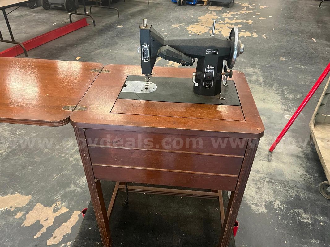 Vintage Kenmore De Luxe Rotary Sewing Machine