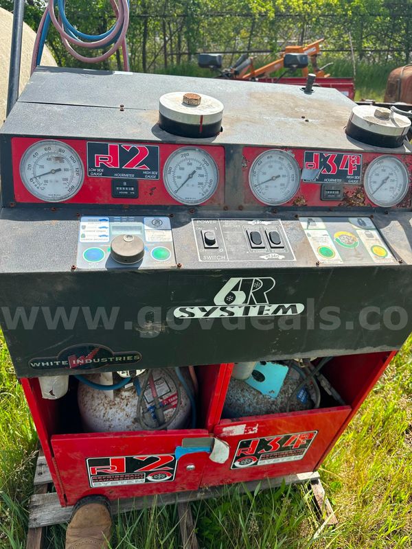 AC Recharge / and Evacuation Machine