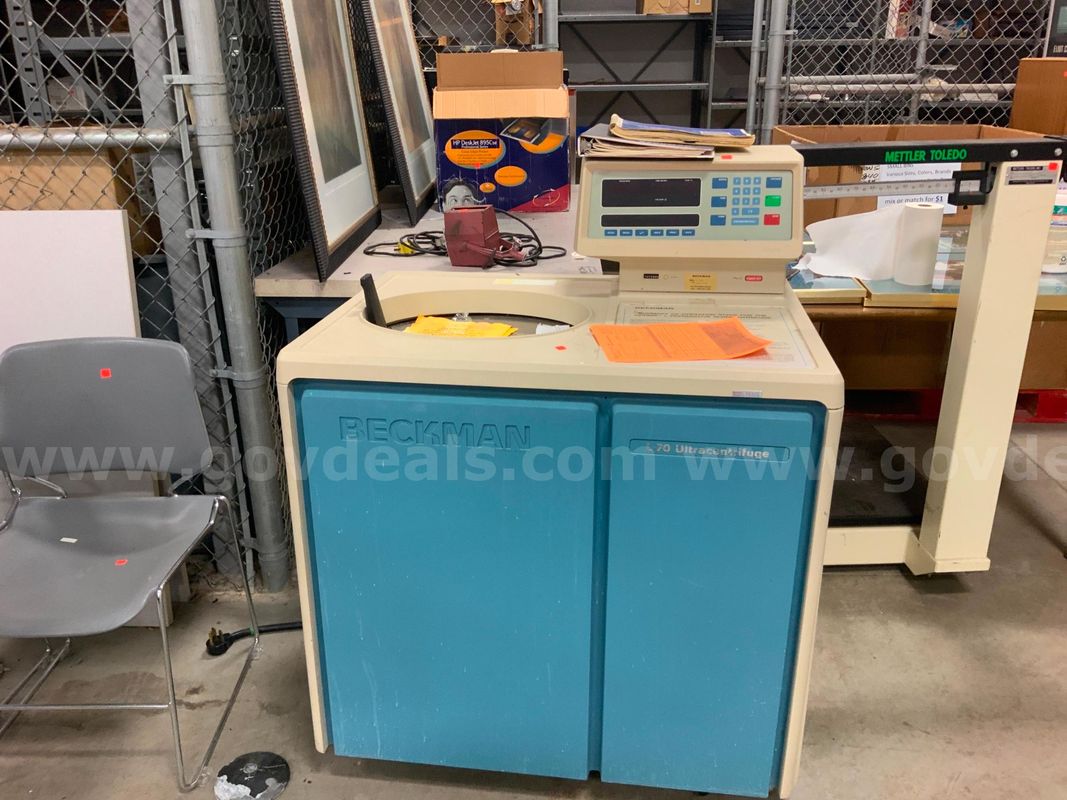 Beckman L-70 Ultra centrifuge