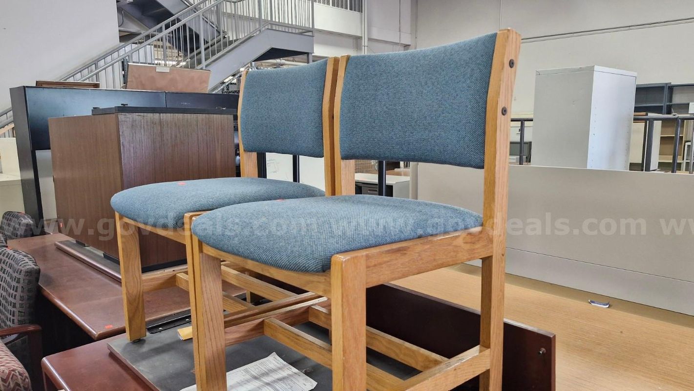 Lot of 6 Used Chairs