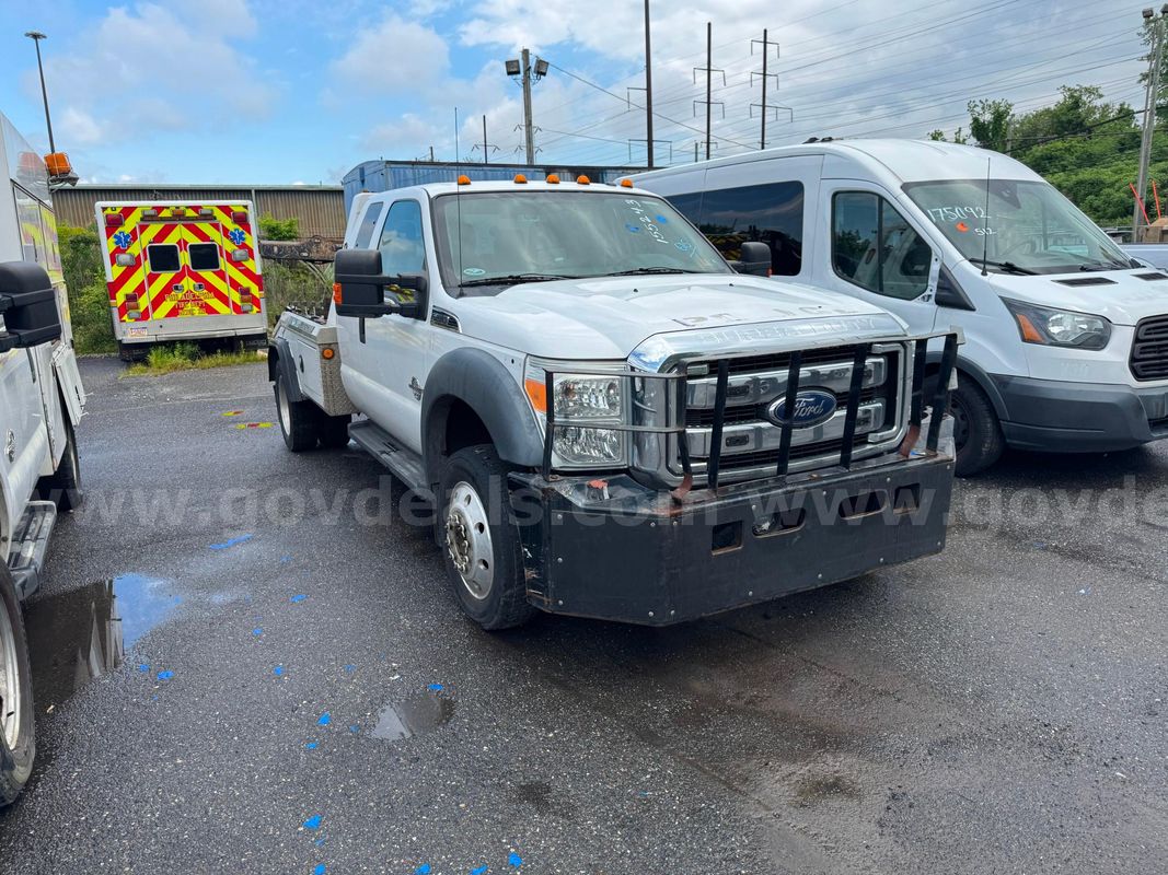 2015 Ford F-550 Tow Truck LOT615 - 155249 - R
