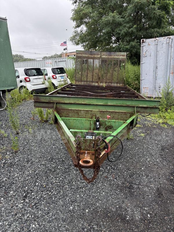 2001 18' Cross Country Trailer