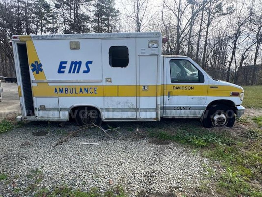 1992 Ford Ambulance