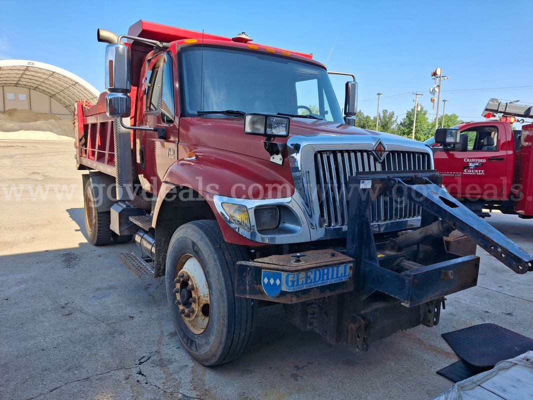 2005 International 7400