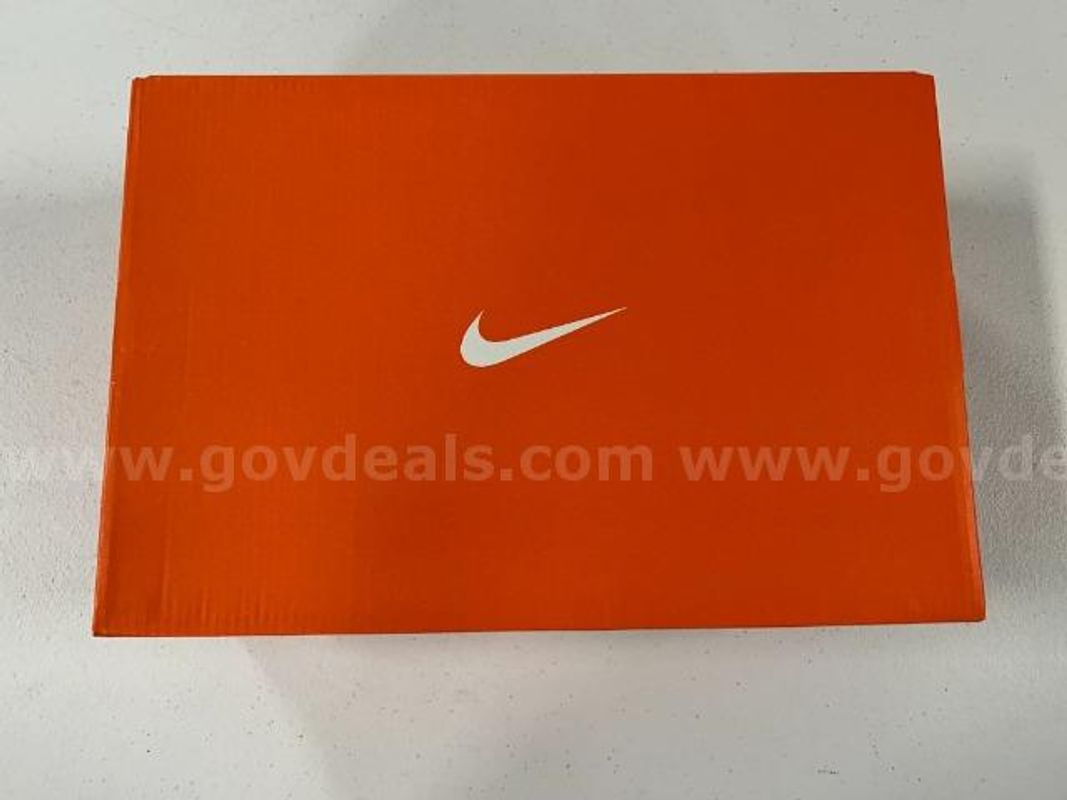 Lot of 1, Nike Air Zoom Pegasus 38 TB, White in color. Size: 10