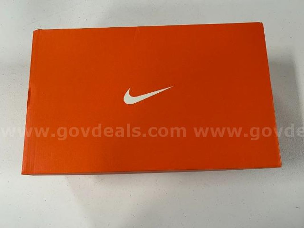 Lot of 1, Nike Air Zoom Pegasus 38 TB, White in color. Size: 16