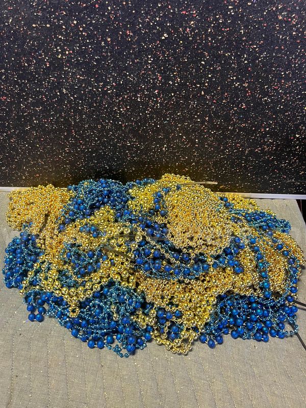 MSU Lot # 9051- Lot of Blue and Gold Beads