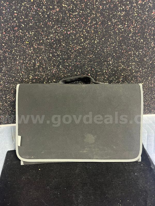 MSU Lot # 9253- Laptop Sleeve