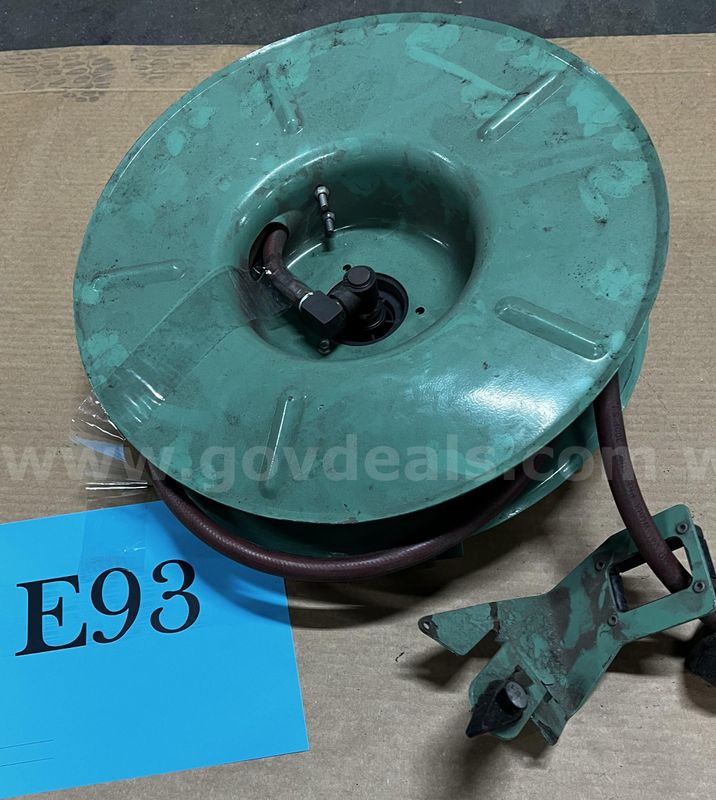 **** SPEEDAIRE-6NU34A WATER-AIR HOSE REEL 50 ft (38" I.D.) **** (I)