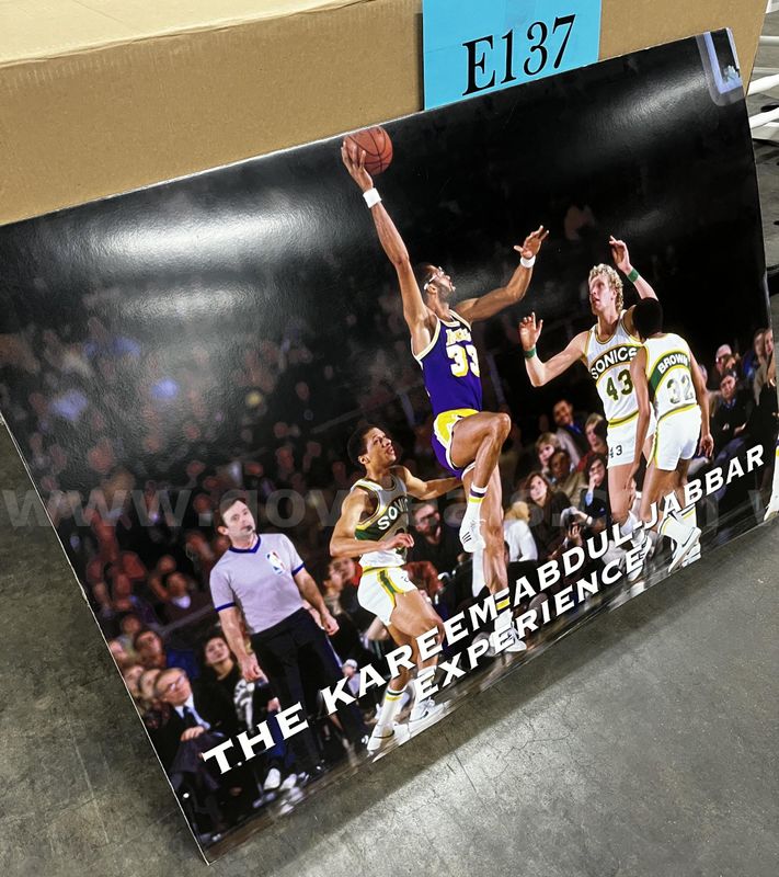 **** Retro Kareem Abdul-Jabbar Lakers Wall Poster Print **** (I)