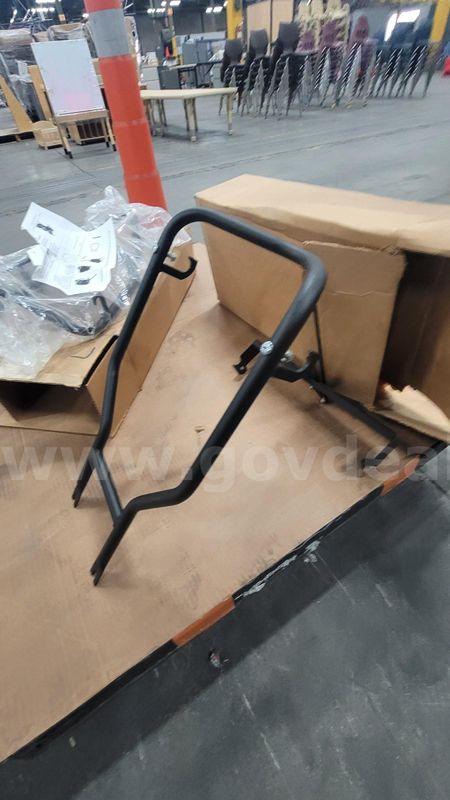 **** Wet N Dry Front Mount Squeegee Lift Hardware Assembly **** (I)