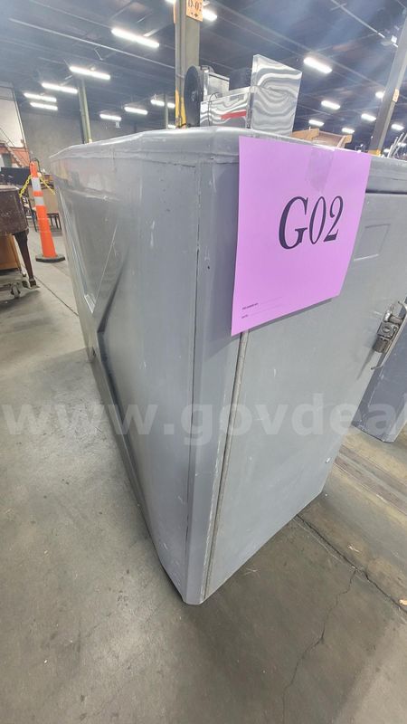 **** Bike Storage Locker Fiberglass **** (I)