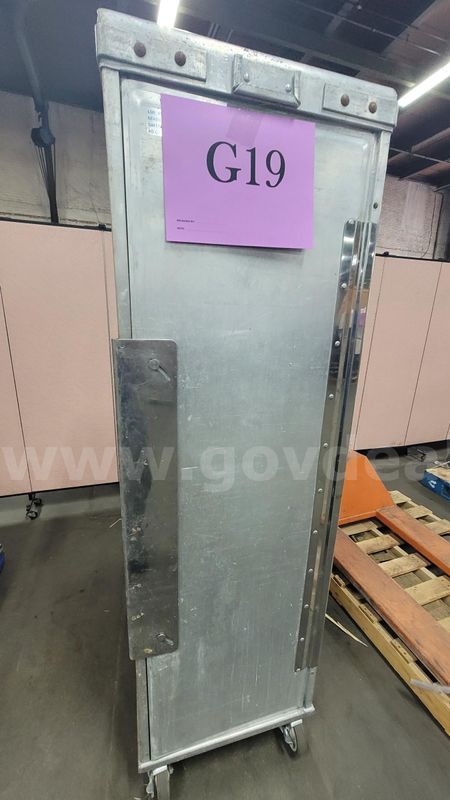 **** Transitray Holding Cabinet **** (I)