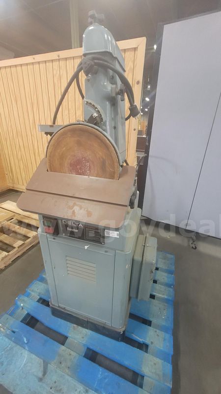 **** DELTA DISC SANDER MACHINERY **** (I)