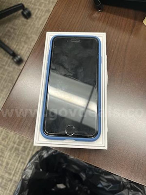 APPLE iPHONE - OFFICE & MAINTENANCE EQUIP