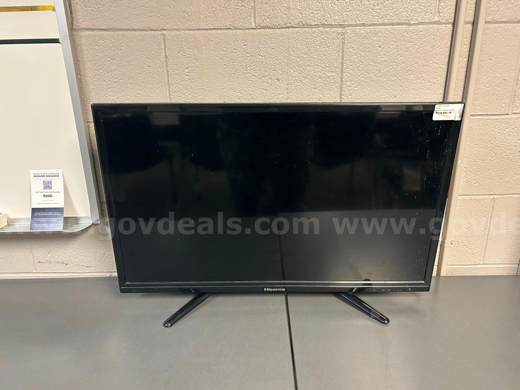 32" Hisense TV