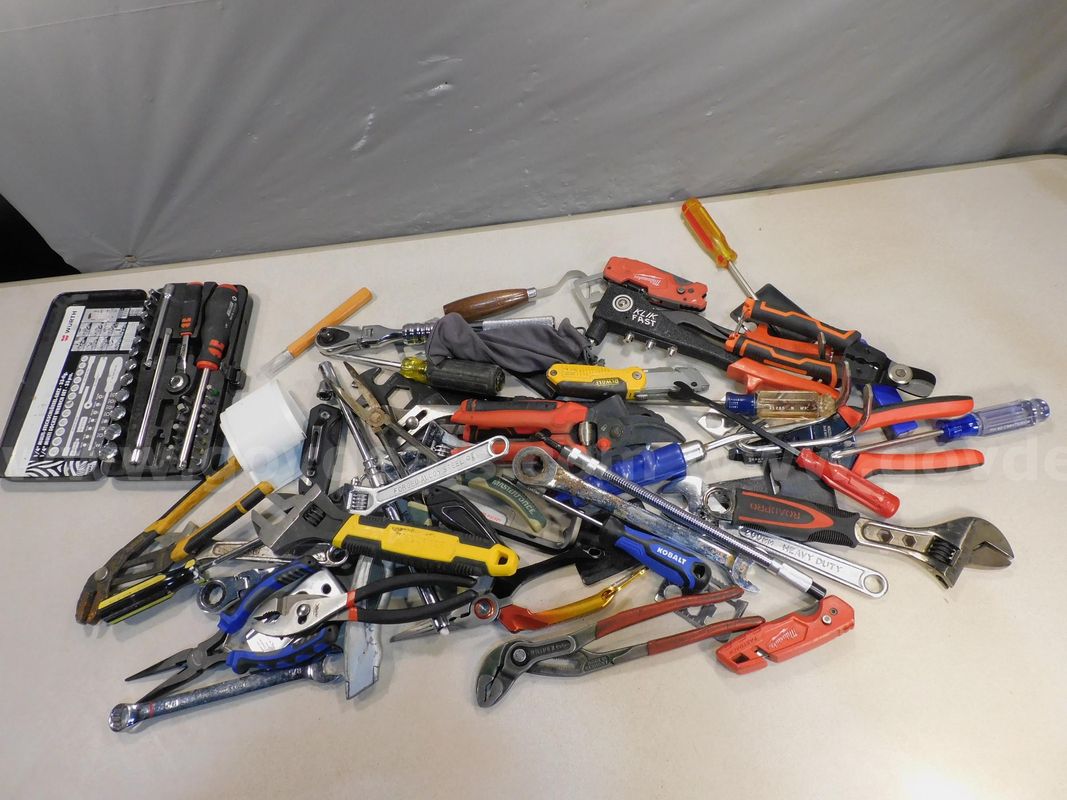 Hand Tools (FS)
