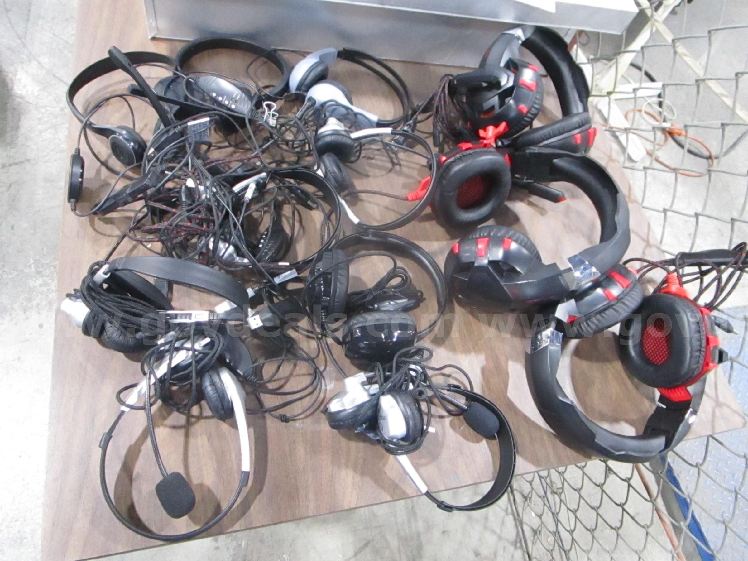 12 Sets of Headphones (J)