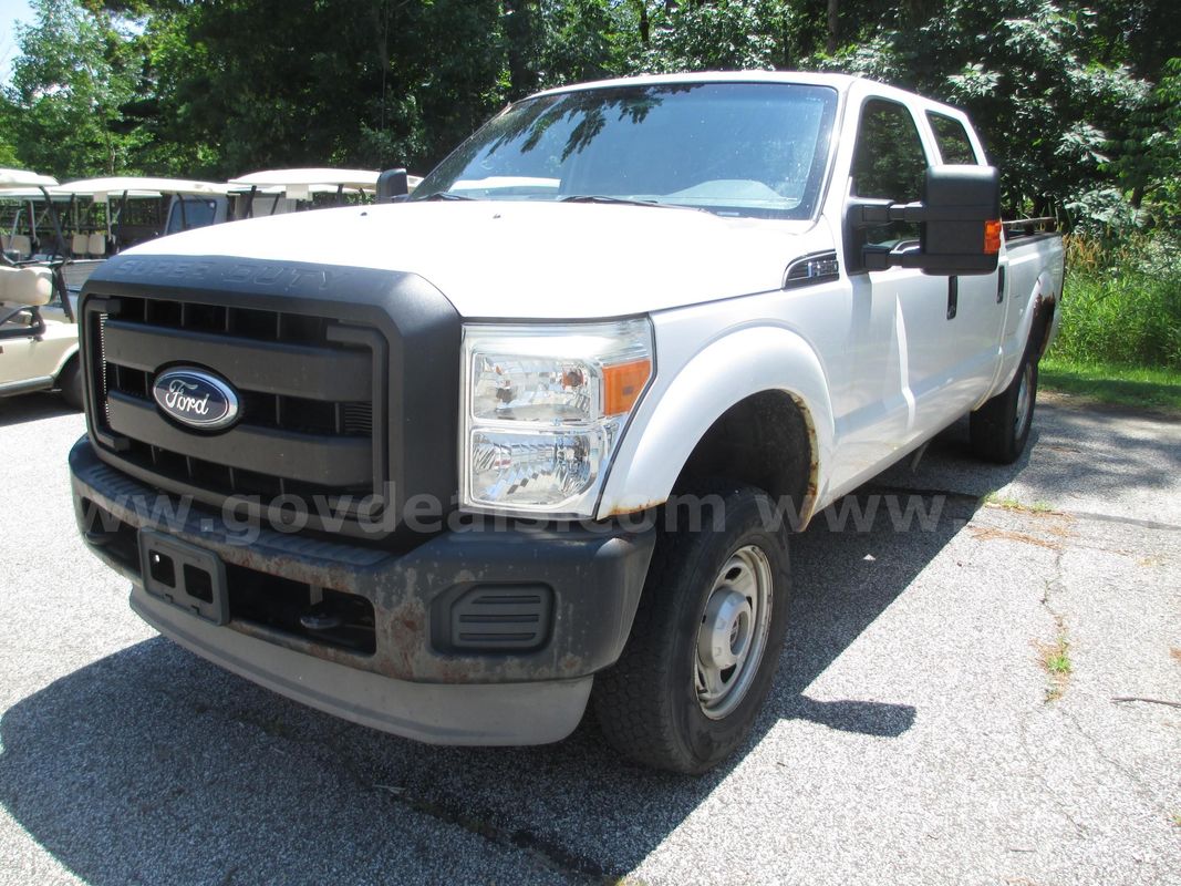 2011 Ford F-250 SD XL Crew Cab 4WD