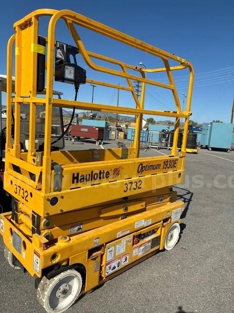 20 Ft Scissor Lift Electric (Lic 3108146) Palmdale