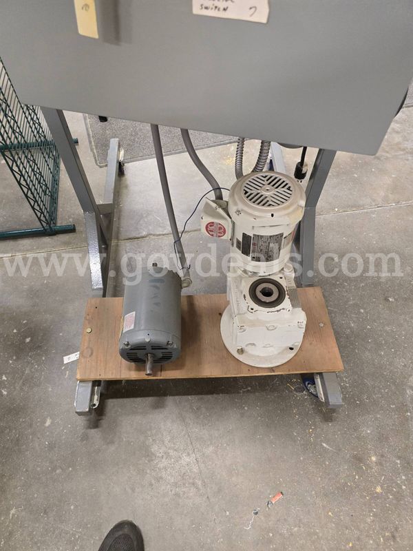 PLC training motor/pump control box