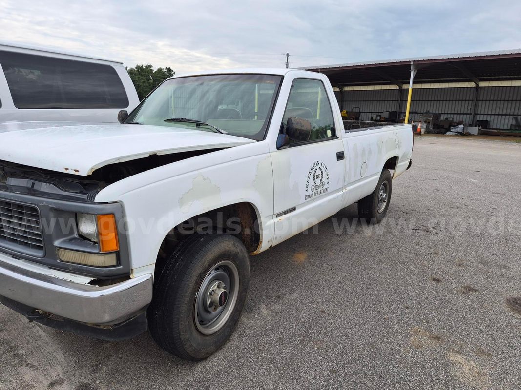 1994 GMC Sierra C/K 1500 Reg. Cab 8-ft. Bed 4WD