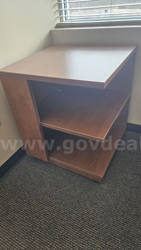 Office corner shelf