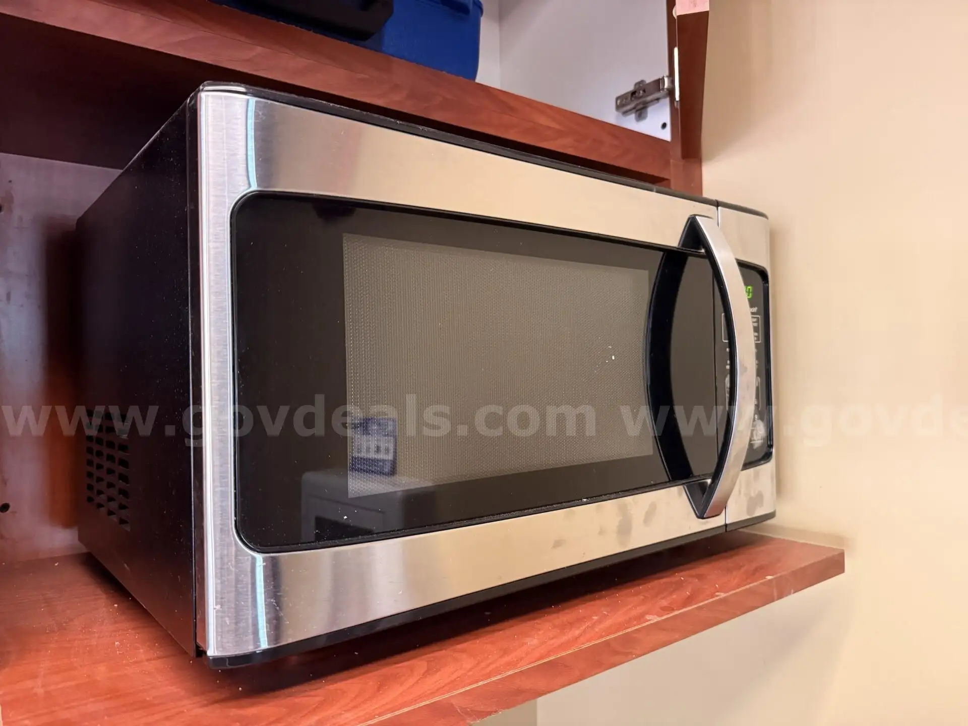 Full size microwave