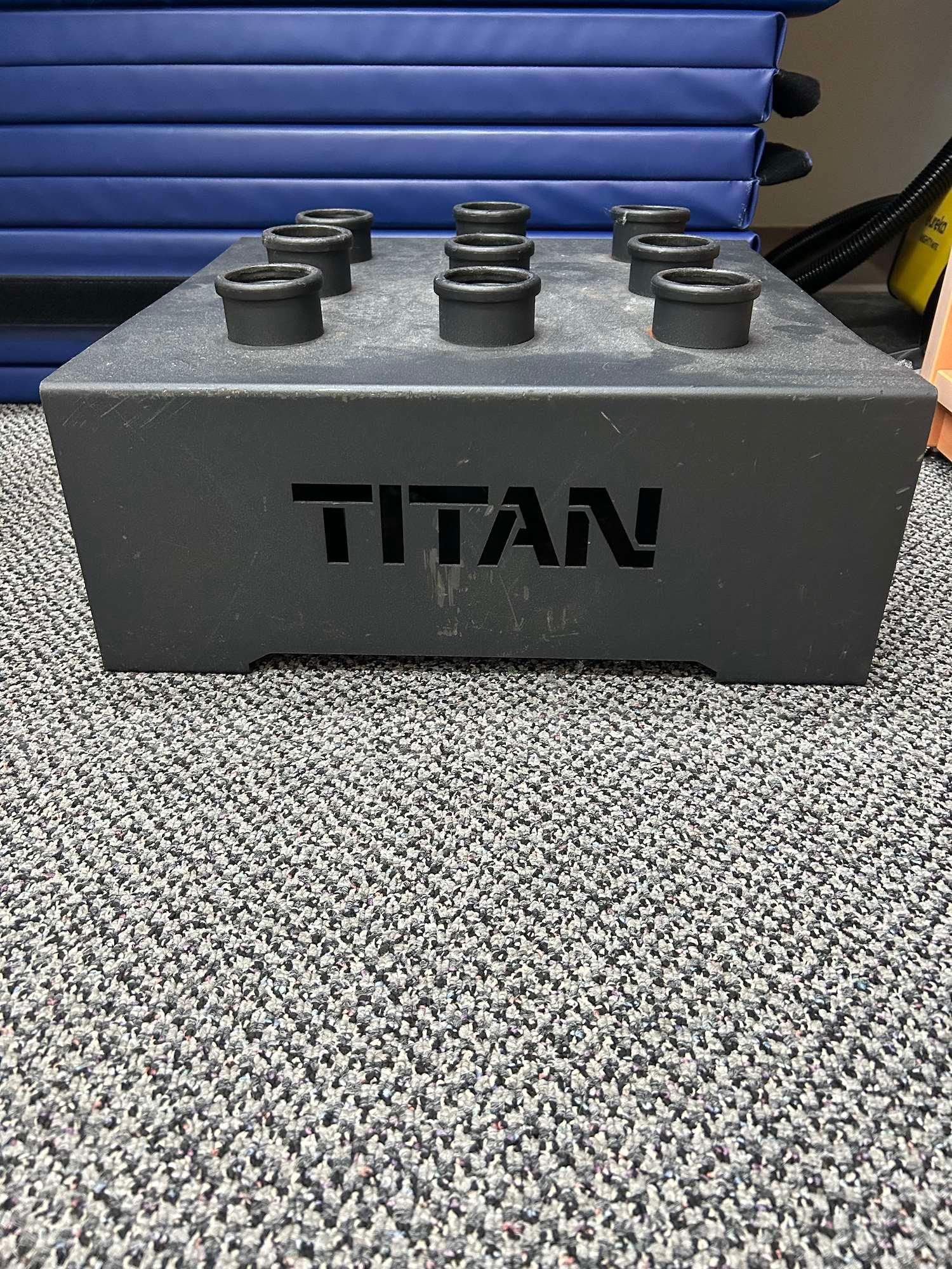 Titan barbell holder