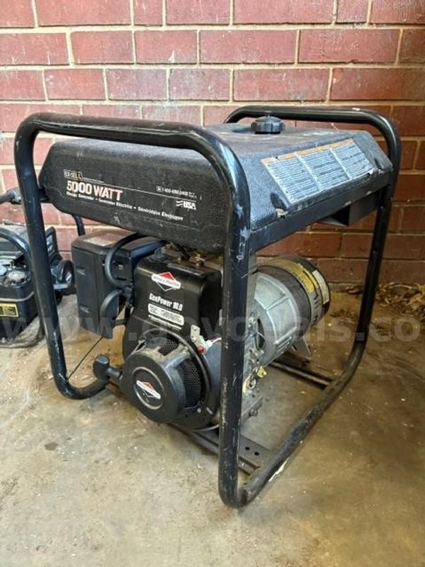 DeVilbiss 5000 Watt Portable Generator