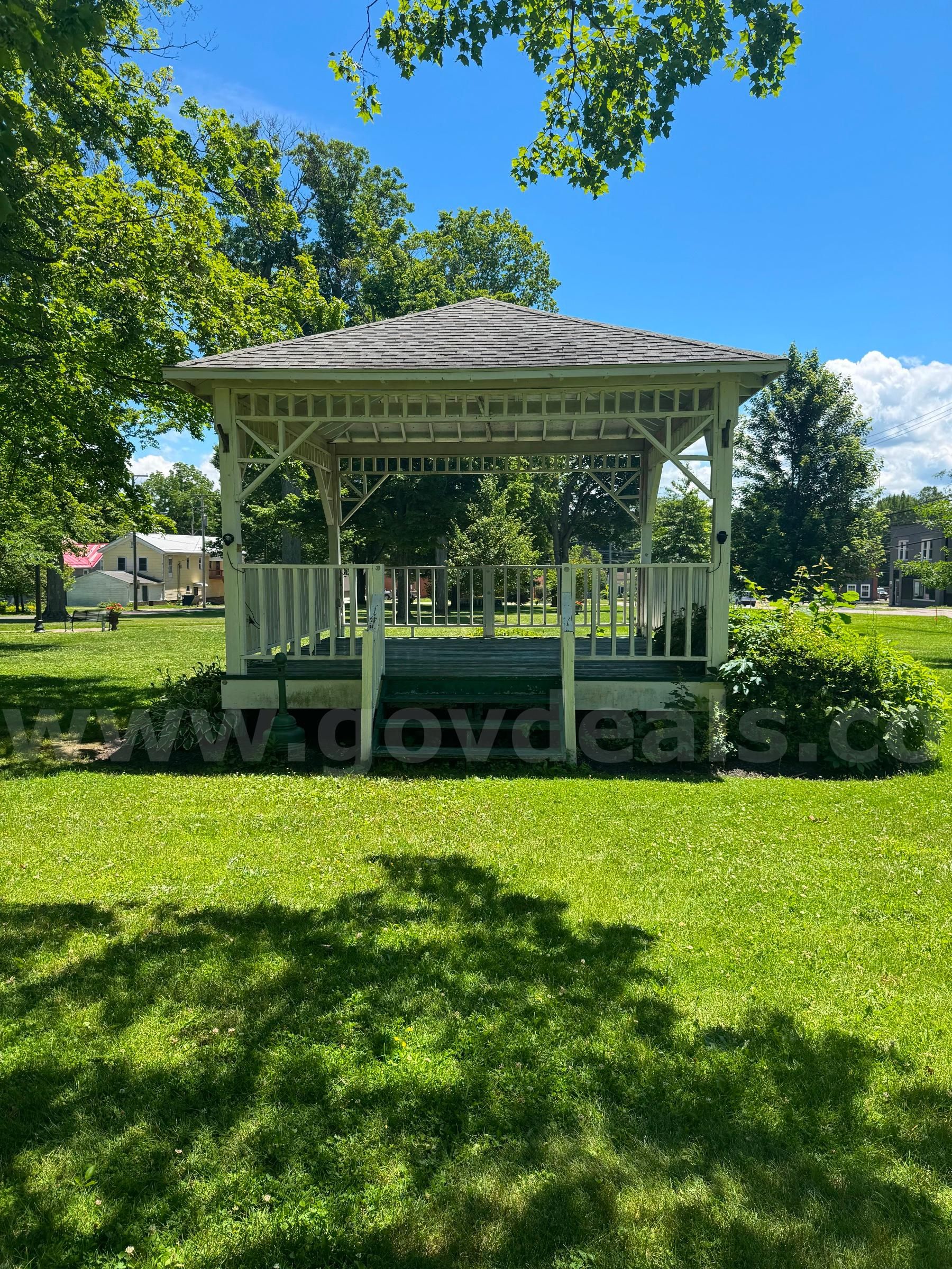 16x16 wooden Gazebo