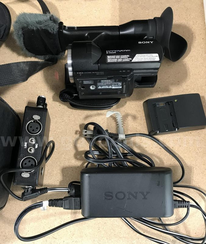 Used Sony Handycam. (S2)