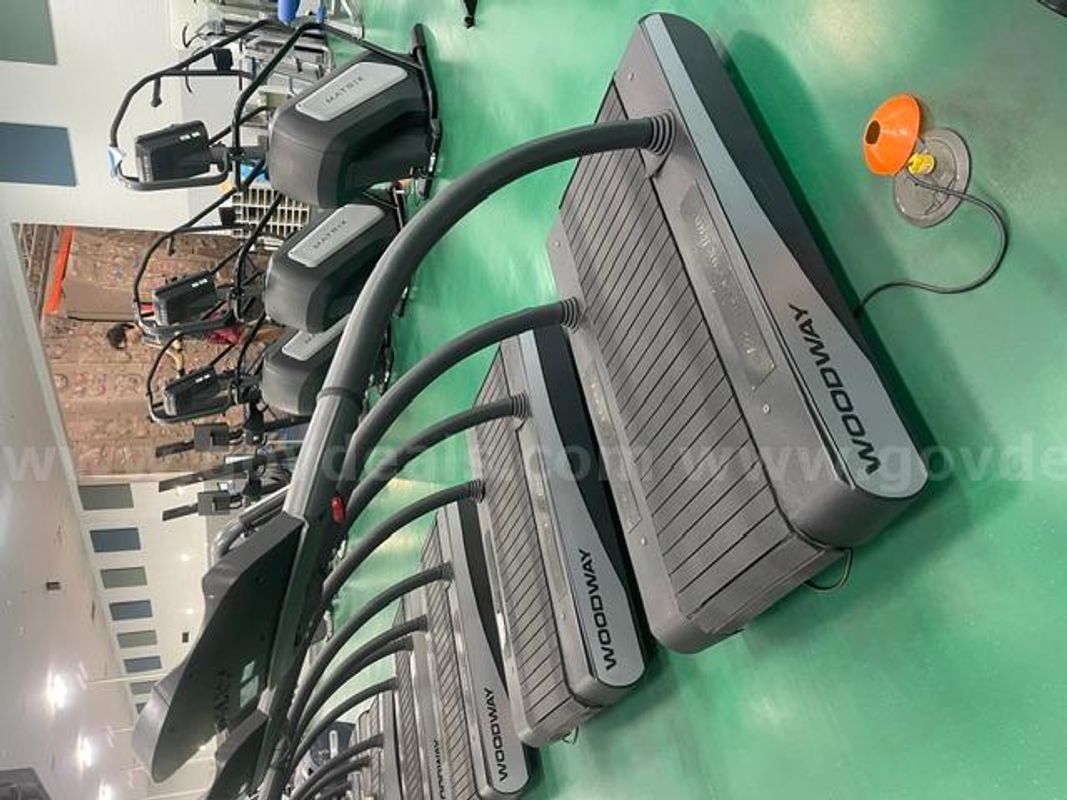1 woodway treadmill