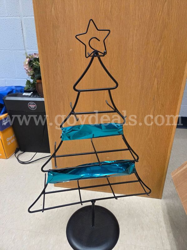 27" Metal Christmas Tree Display Rack