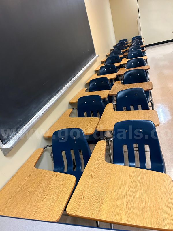 Lot of 20 School Desks (Blue)
