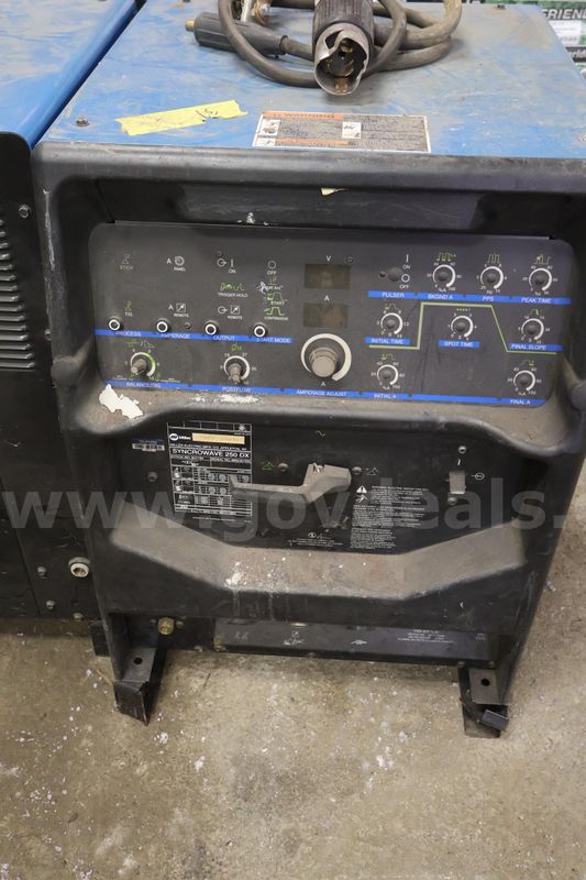 Miller Syncrowave 250DX Welder