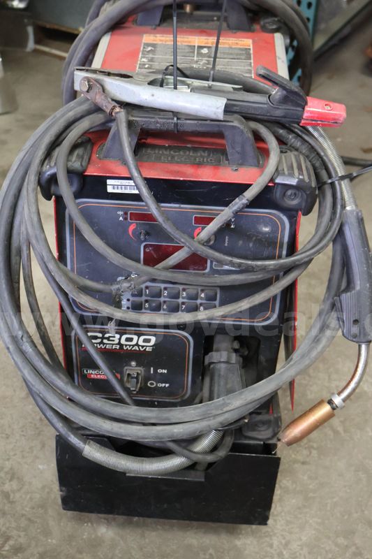 Lincoln C300 Power Wave Welder