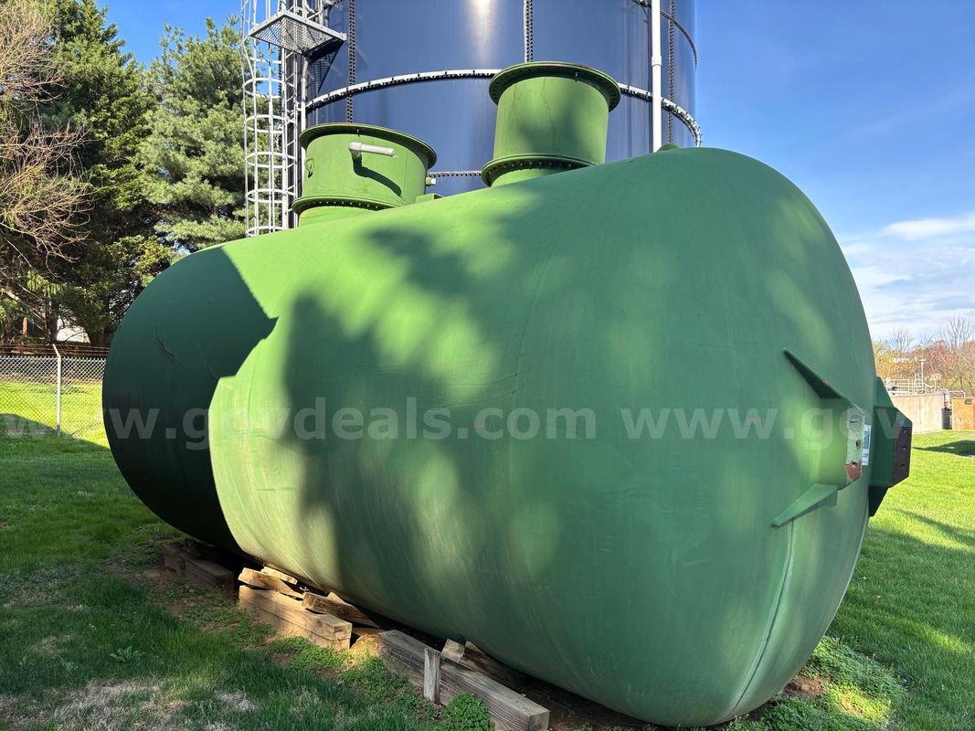 11,000 Gallon Coated Steel Hydropnuematic Tank