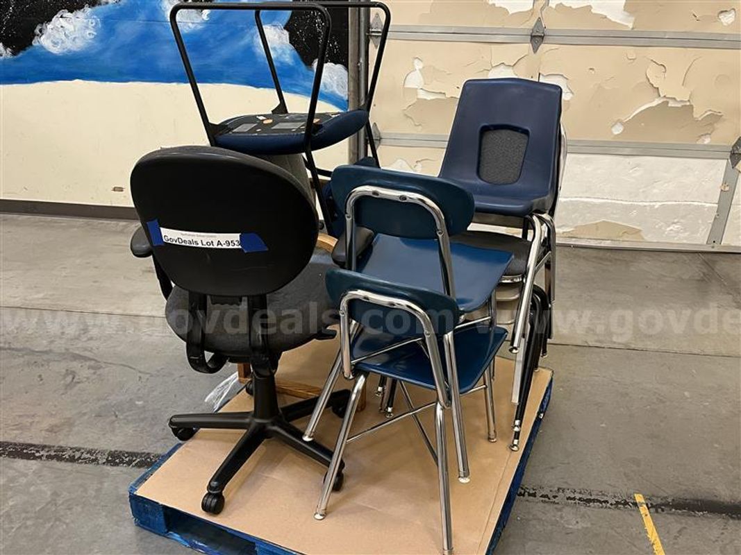 Chairs Lot A-953
