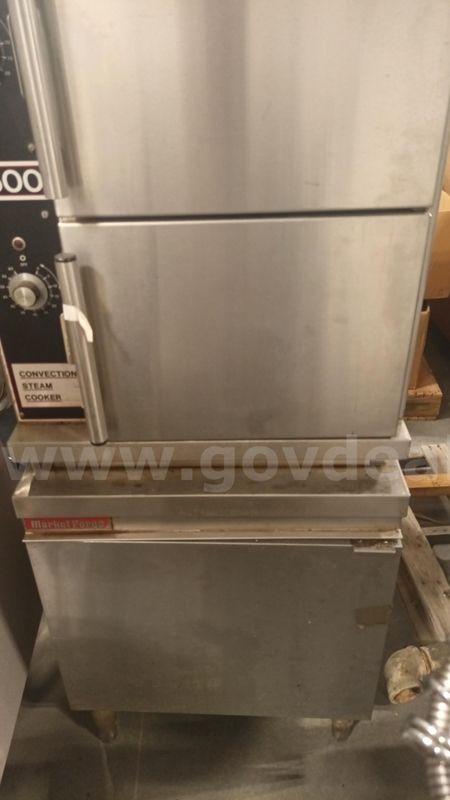 Market Forge Commercial Steamer 3500 Series - Electric 3 phase - fair shape.