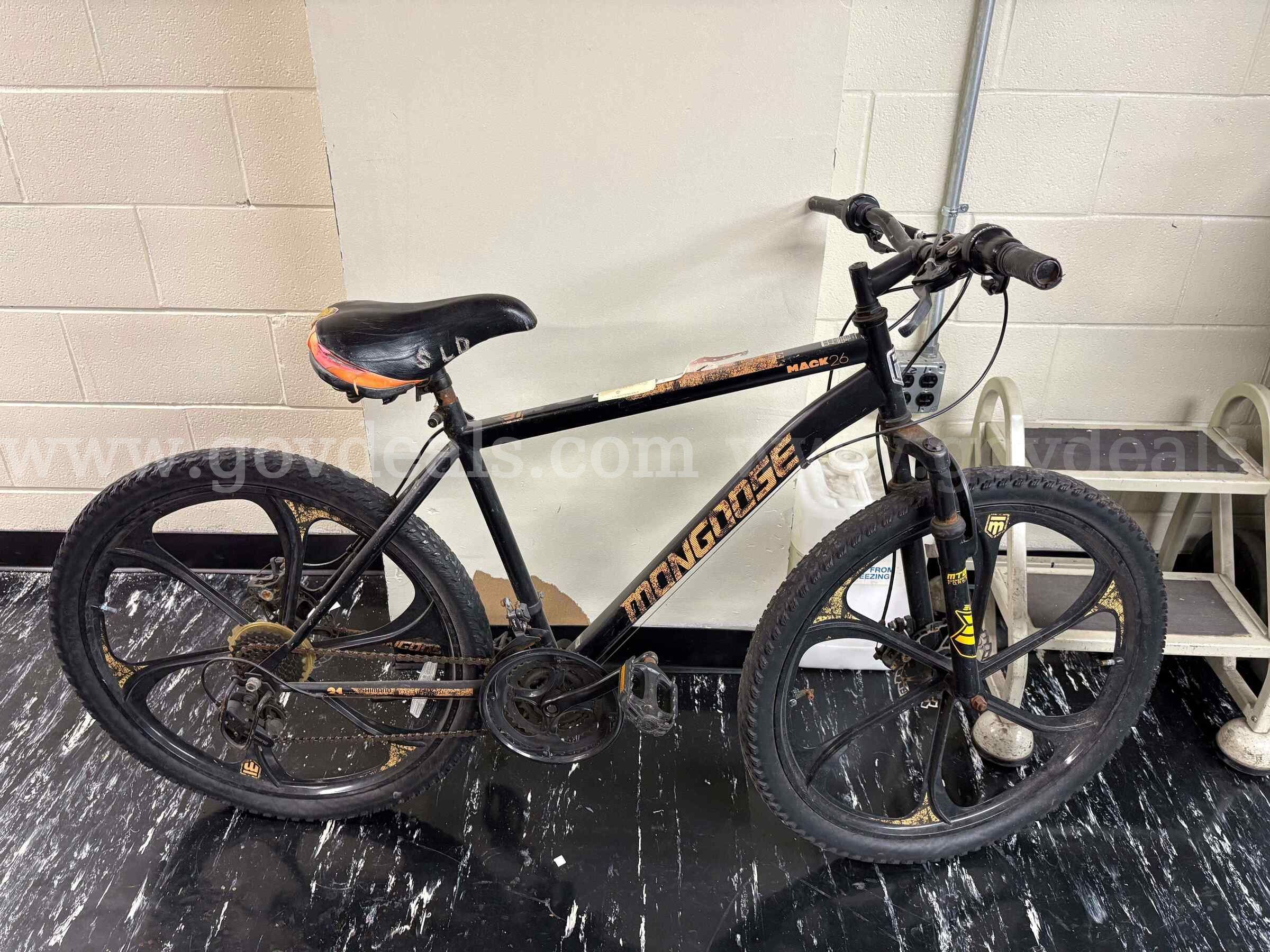 Sport Equipment: Mongoose Suspension BICYCLE (BLACK)