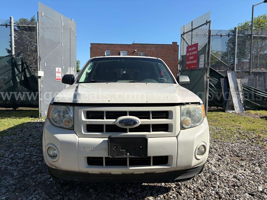 2009 Ford Escape Hybrid (A805X)