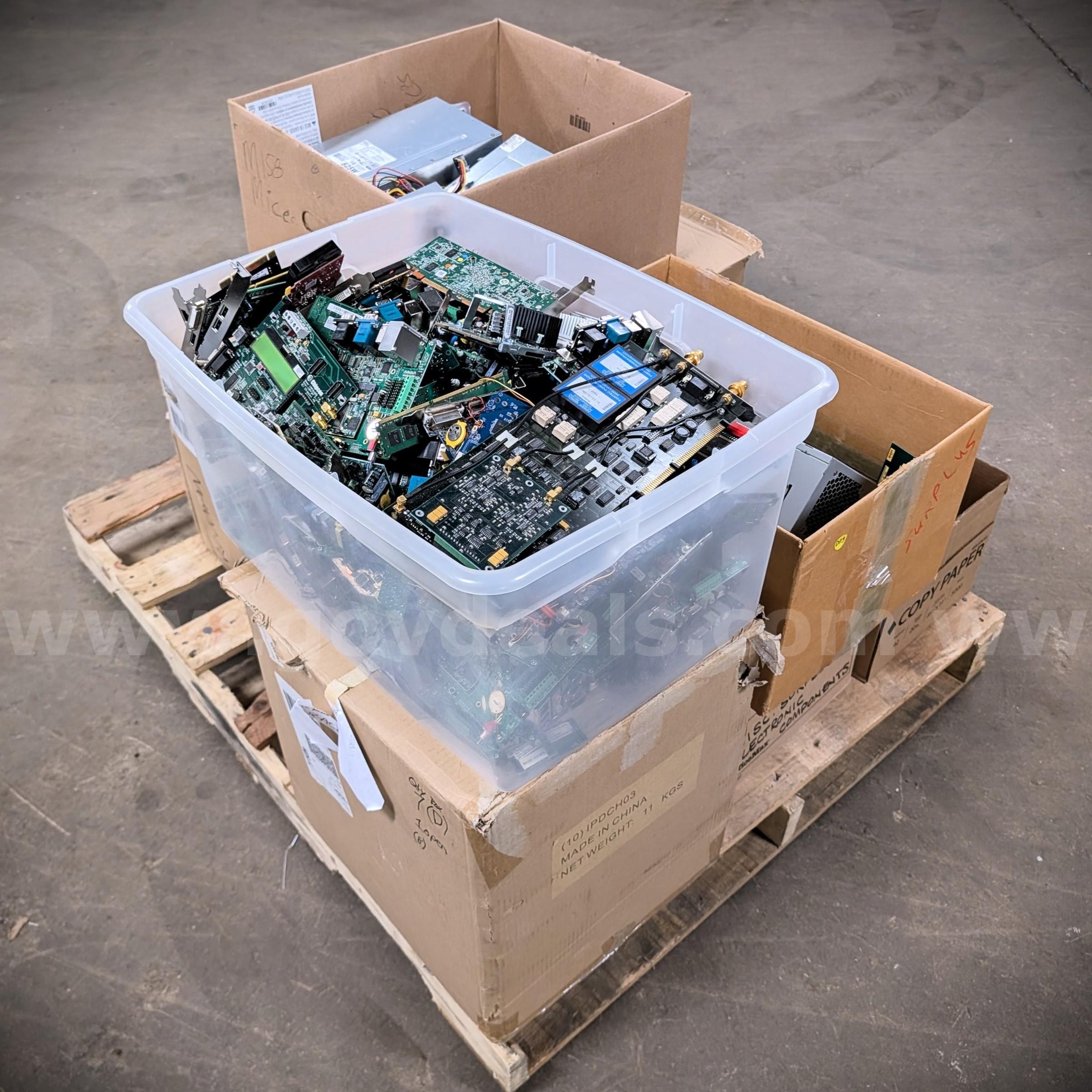 Lot of Scrap Computer & Electronic Parts
